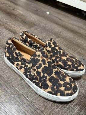 Steve Madden Leopard-Pattern Slip-On platform Sneakers in Black and Tan